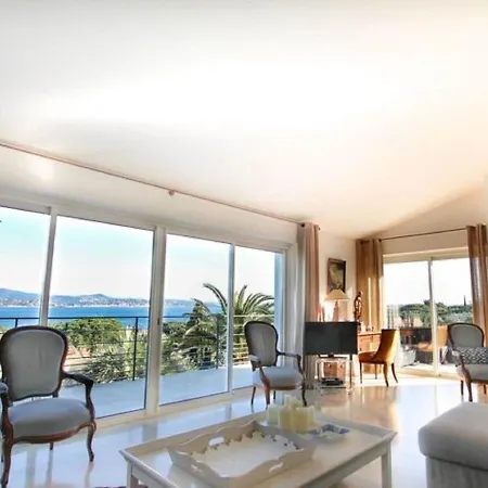Modern In Gassin With Private Pool
